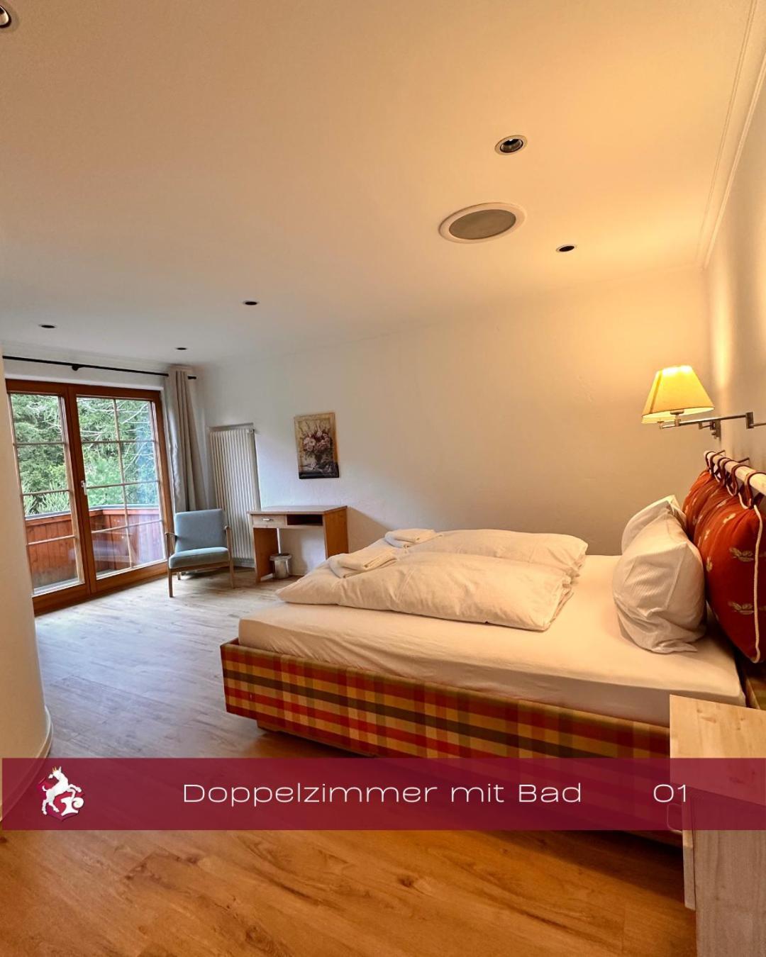 Schwarzwald Lodge Inselklause Шёнвальд Экстерьер фото